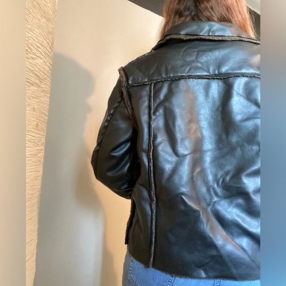 Jacket - Picture 4 of 9